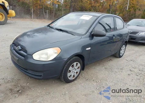 2009 Hyundai Accent Gs z USA, uszkodzony, nr VIN KMHCM36C19U110710